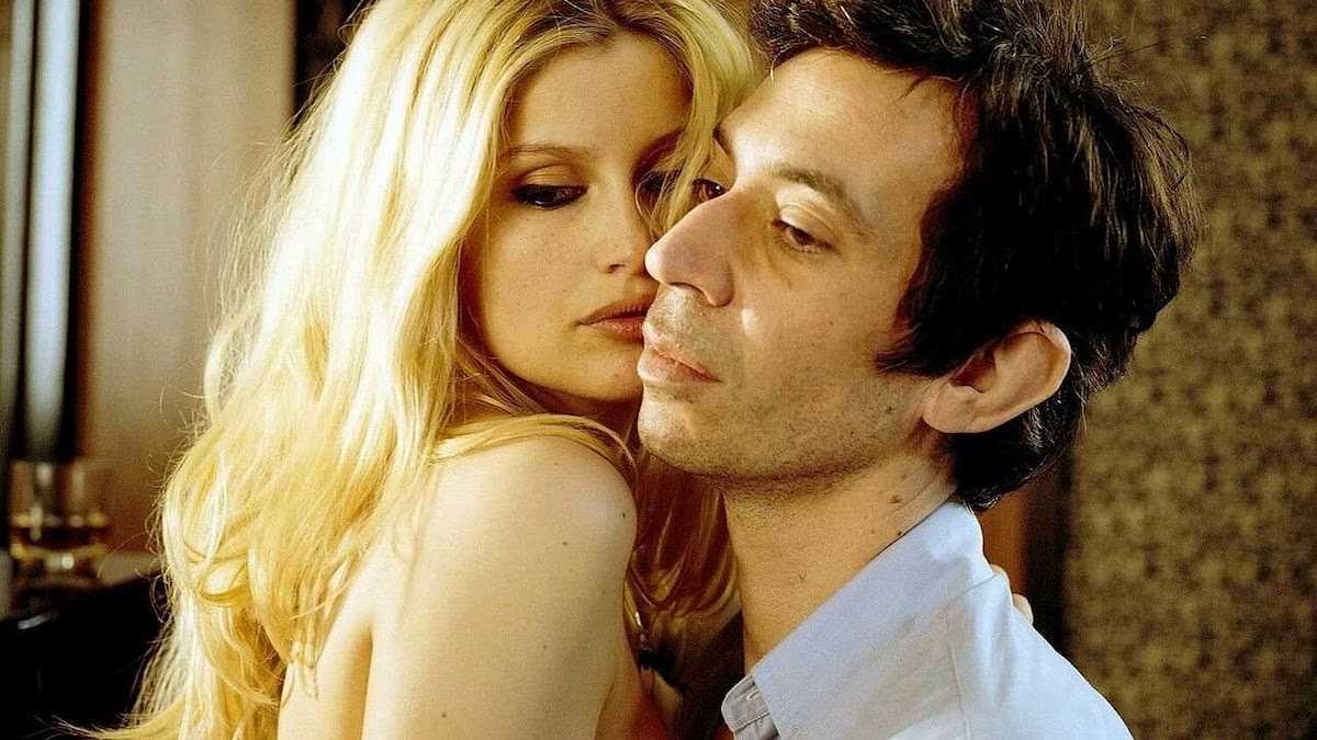 Brigitte Bardot: sa relation passionnelle avec Serge Gainsbourg alors qu'elle était mariée, "Une situation intenable, infernale "