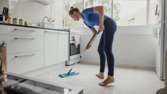 Nettoyage de cuisine: 6 grosses erreurs que nous faisons tous, ces conseils à suivre pour les éviter !