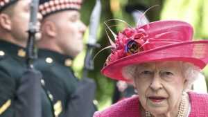 Scandale à Buckingham Palace, un garde royal arrêté après une agression sur 2 nouvelles recrues