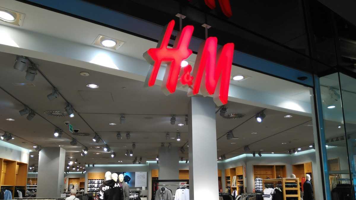 H&M frappe fort et dévoile sa nouvelle doudoune, sublime à moins de 30 euros !