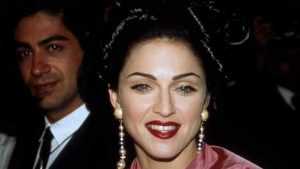 Madonna : toujours aussi sublime et provocante à 63 ans, la star est explosive lors d'une grande soirée