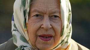Elizabeth II : cette somme colossale qu’elle va dépenser pour la défense du prince Andrew