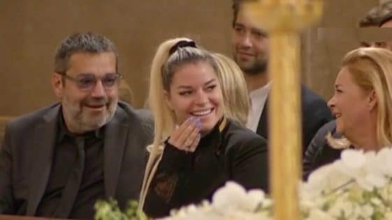 Sophie Tapie : son fou rire lors des funérailles de son père choque la toile