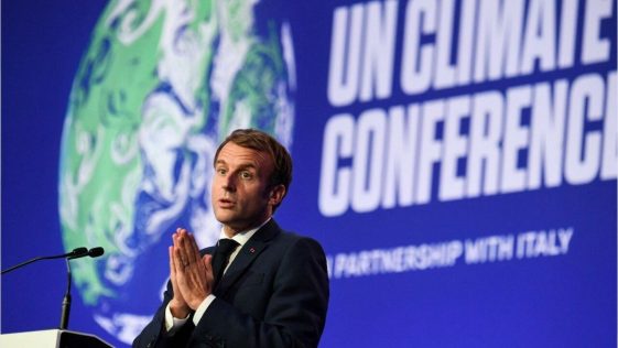 Emmanuel Macron très énervé, furax : ce SMS privé du président a fuité
