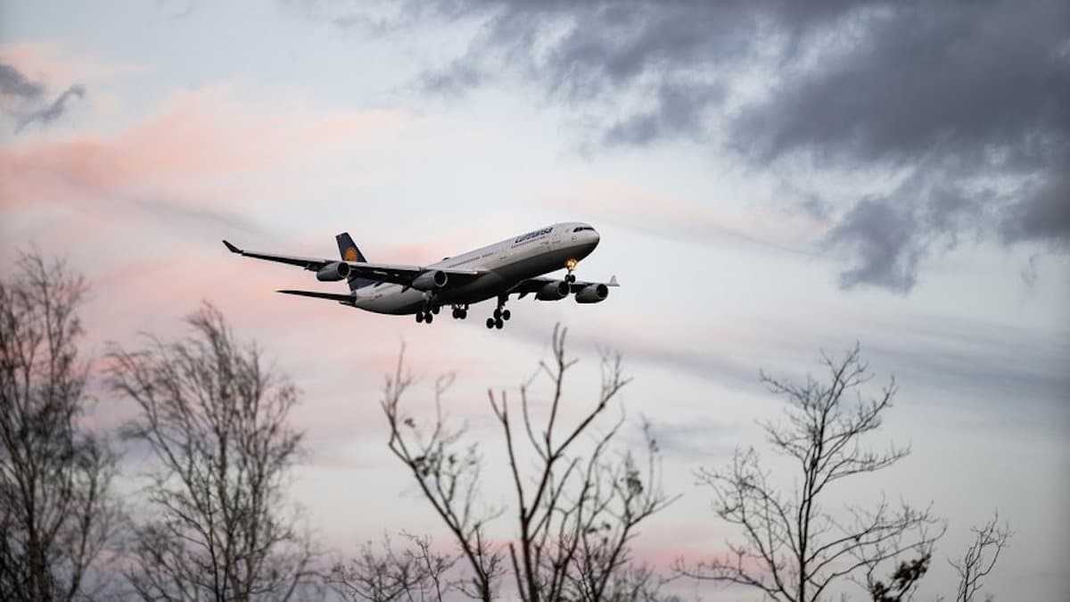 Vacances de fin d'année : forte hausse des prix pour les billets d'avion