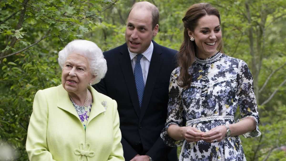 Elizabeth II : après le prince Harry, la reine a de gros soucis à cause du prince William ! 