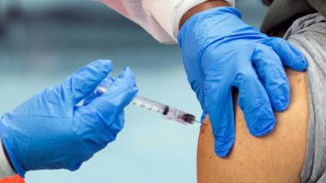 Vaccination : qu’est-ce que Novavax, le nouveau vaccin contre la Covid-19 autorisé en Europe ?