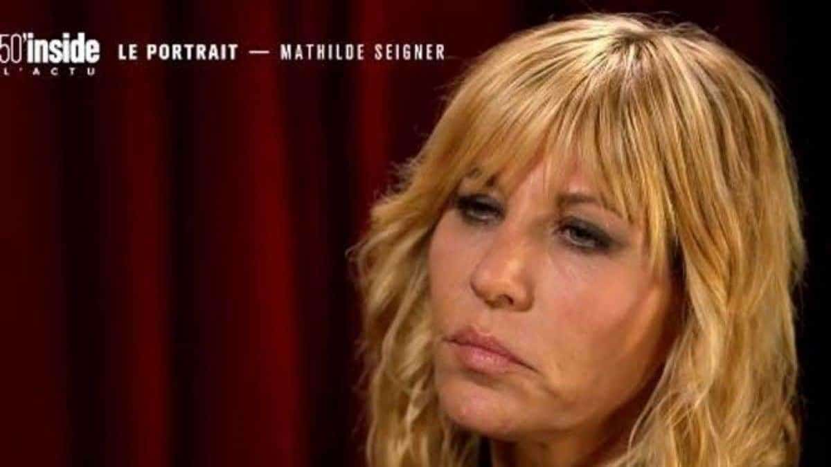 Mathilde Seigner : ces 2 tragédies qui l’ont obligée à faire un retrait dans sa carrière