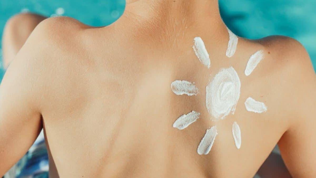 Vacances d’été : attention à ces 5 marques de crèmes solaires à ne SURTOUT pas acheter !
