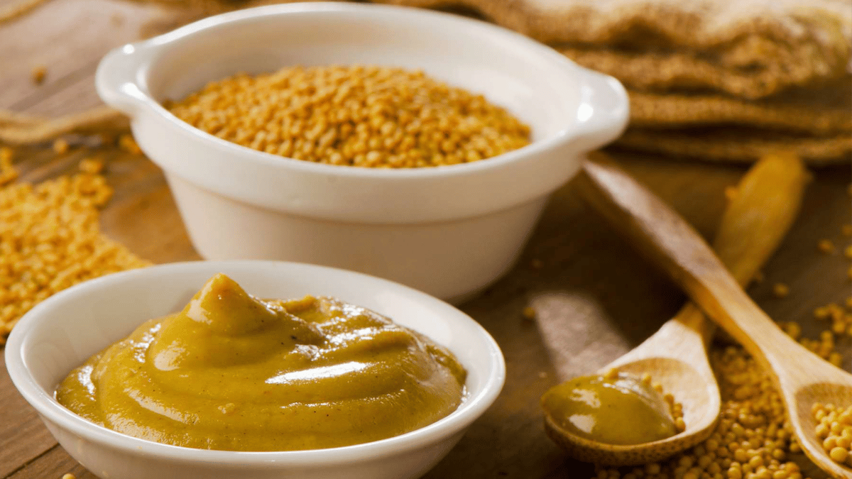 Découvrez cette recette super simple pour réaliser votre propre moutarde à l’ancienne