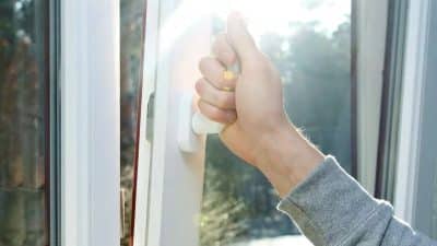 Les astuces ingénieuses pour refroidir très vite votre maison et économiser sur le climatiseur