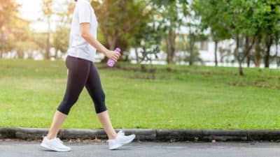 Perte de poids : voici comment pratiquer la marche pour perdre des kilos facilement