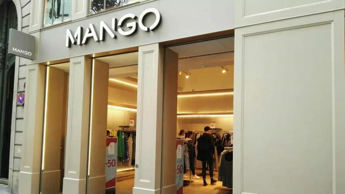 Mango : ce gilet tricoté en maille à moins de 13€ est le nouveau must have de cet hiver