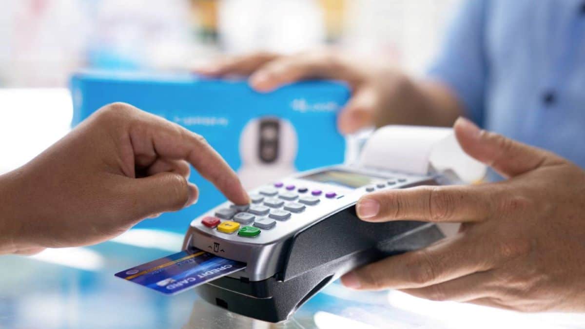 Paiements par carte bancaire : vous imposer un montant minimum est-il légal ?