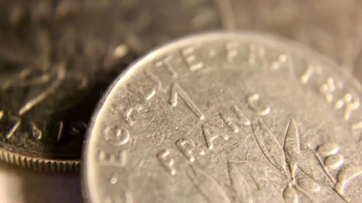 Monnaie : voici les pièces d’1 franc qui valent une fortune et peuvent rapporter gros !