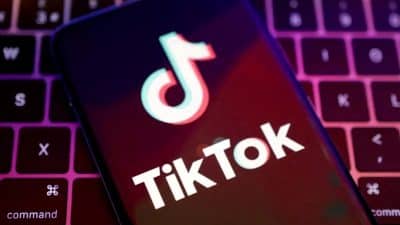 Des employés de TikTok utilisent en secret un bouton pour rendre certaines vidéos virales