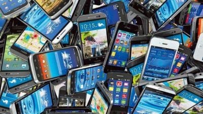 Arnaque : 11 millions de smartphones ont contribué à la plus grosse fraude de l’histoire