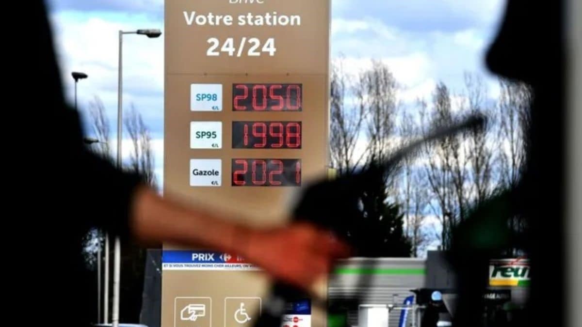Chèque carburant : tout savoir sur les conditions pour toucher l’aide de 100 euros