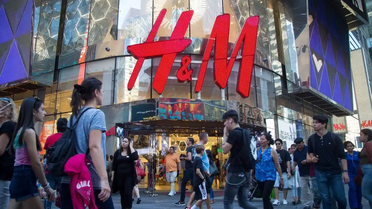 H&M fait fureur avec cet accessoire de rangement super pratique à prix mini