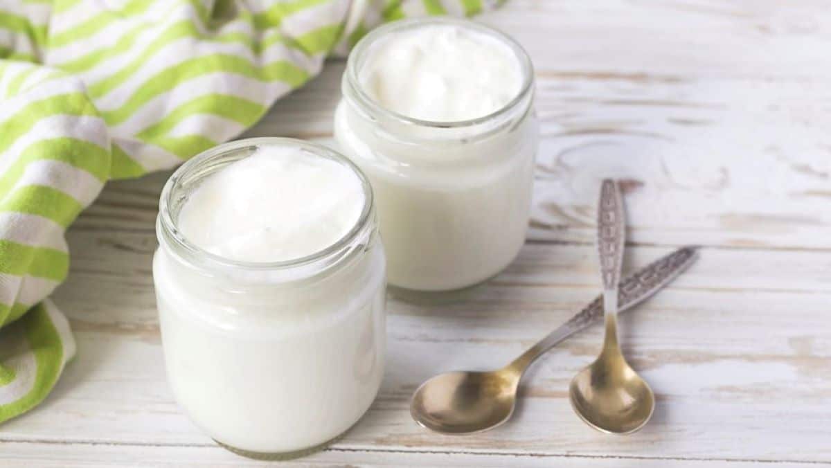Un yaourt périmé peut-il être consommé sans danger pour la santé ?