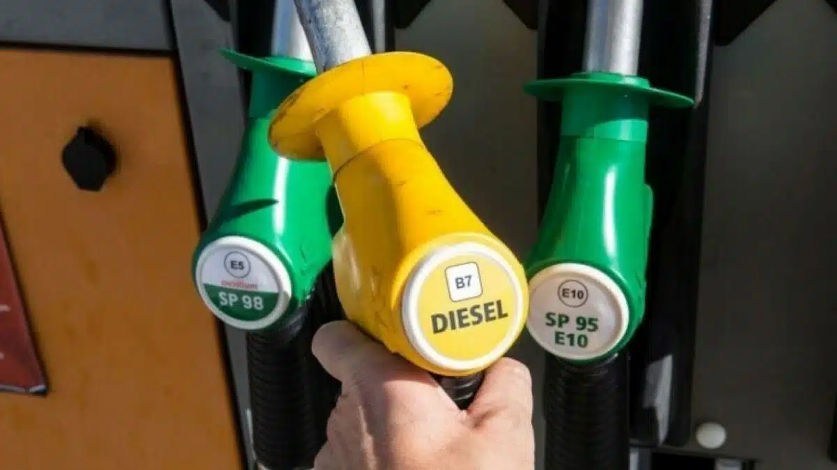 Carburants : le prix moyen du gazole repasse enfin sous celui de l’essence !
