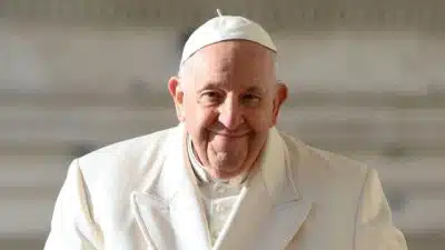 Le pape François à l’hôpital, les dernières nouvelles sur son état de santé dévoilées