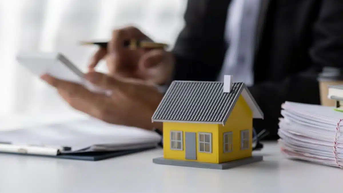 La nouvelle déclaration des biens immobiliers inquiète les propriétaires, le fisc croule sous les appels