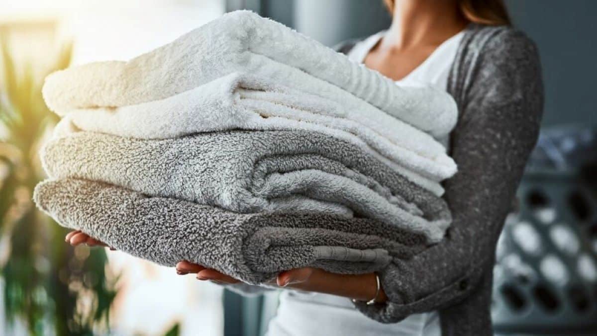 Voici à quelle fréquence vous devriez laver vos serviettes de toilette