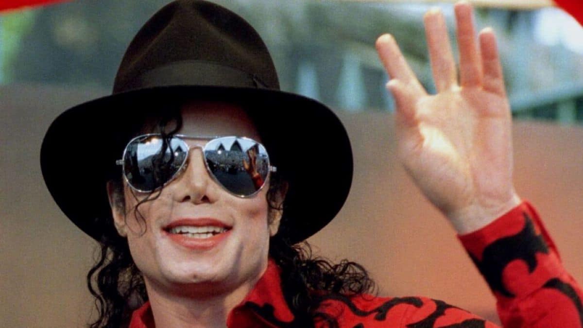 Michael Jackson : son chapeau emblématique vendu aux enchères à un prix astronomique