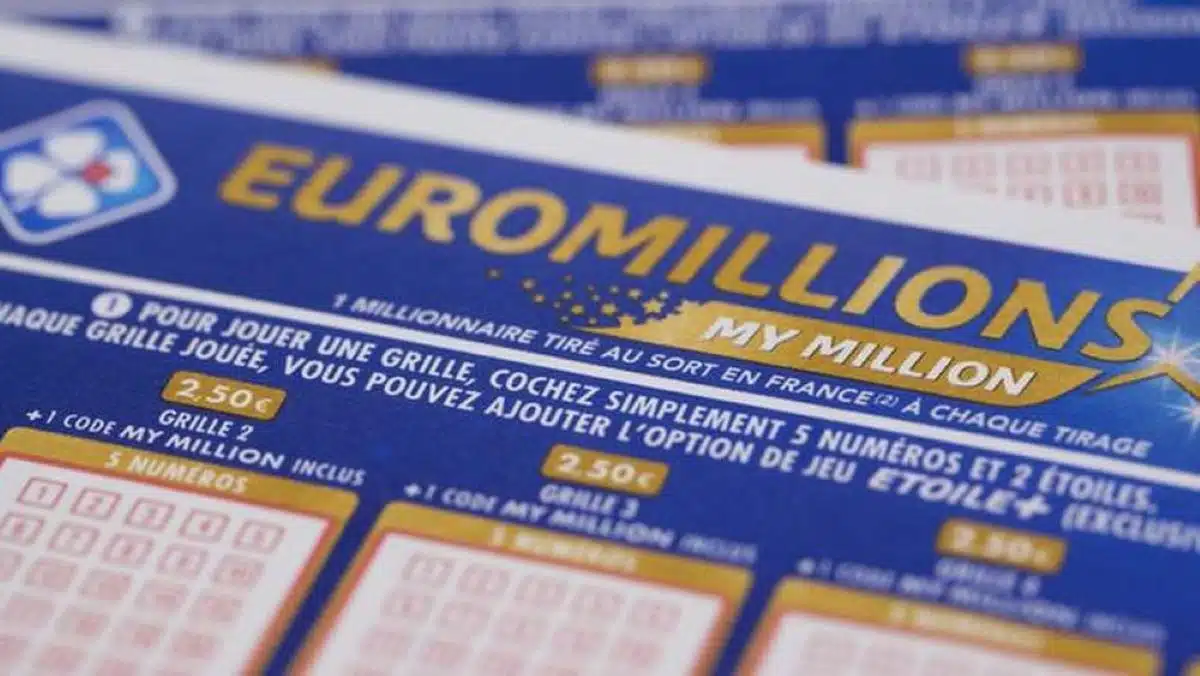 Un couple gagne le gros lot à l’EuroMillions, il croit à une fraude et ignore le mail de la FDJ
