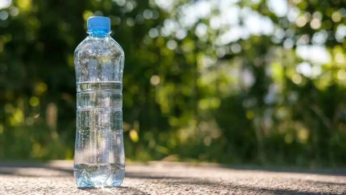 Eau en bouteille, minérale, du robinet, de source : voici quelle eau est la meilleure pour votre santé