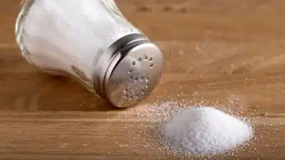 Un expert dévoile la quantité maximale de sel à ne surtout pas dépasser par jour