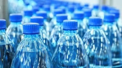 Les bouteilles d’eau les plus chères au monde dans ces 5 pays, hallucinant