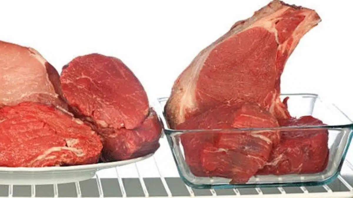Voici combien de temps vous pouvez conserver la viande crue au réfrigérateur sans risques
