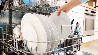 L'heure à laquelle vous devriez faire marcher votre lave-vaisselle pour faire des économies d'énergie