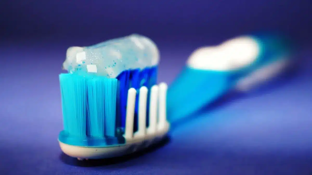 Évitez ces 3 dentifrices nocifs pour la santé, selon 60 millions de consommateurs