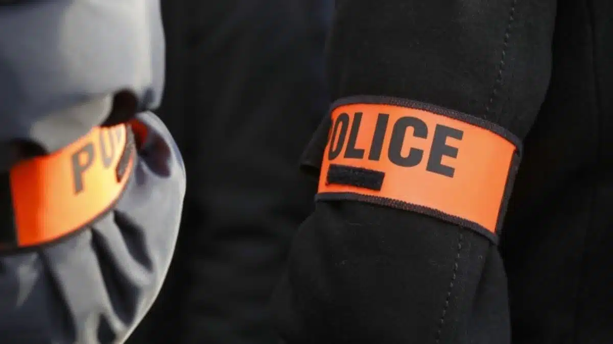 Arnaque : Méfiez-vous des faux policiers à domicile