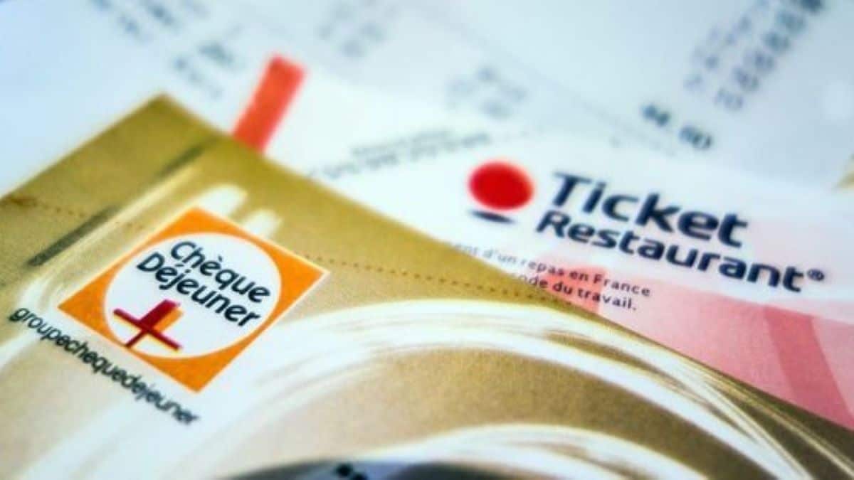 Tickets-restaurant : comment éviter de perdre (beaucoup) d’argent au 1er mars ?