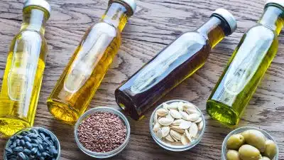 Cholestérol : quelles huiles choisir pour cuisiner ? Un cardiologue répond