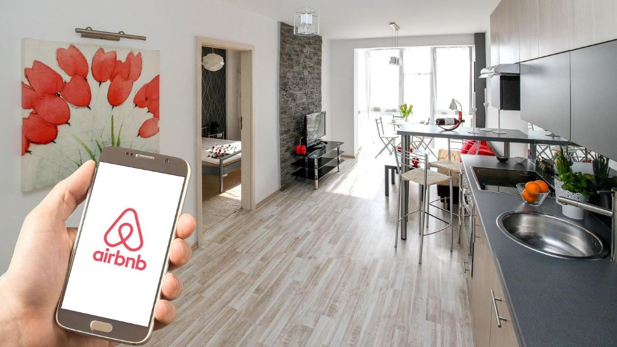 Airbnb va interdire la présence de caméras à l'intérieur des logements