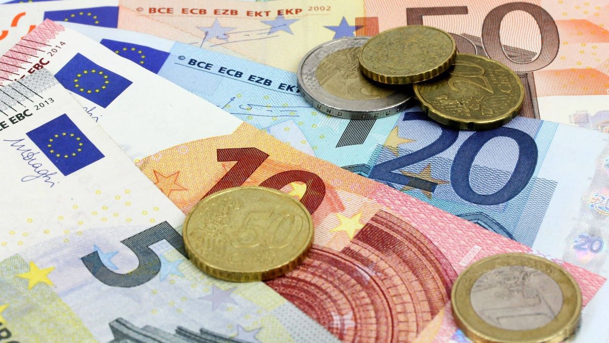 épargne: 8 Français sur 10 vont perdre jusqu'à 206 euros cette année à cause de cette décision du gouvernement