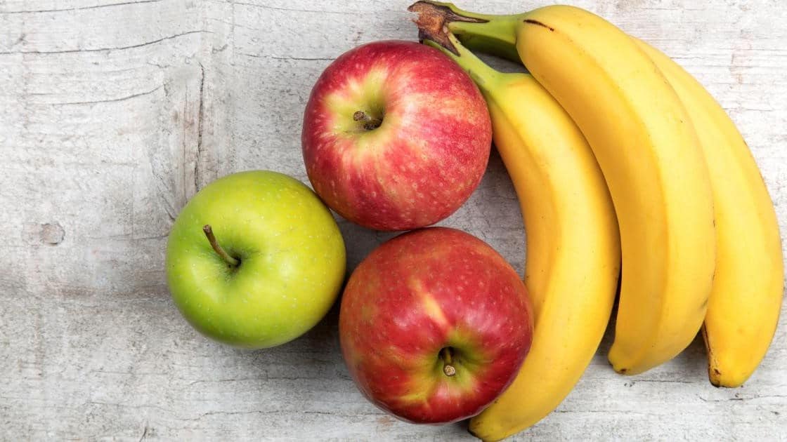 Pomme ou banane : voici le meilleur fruit des deux à consommer pour votre santé !