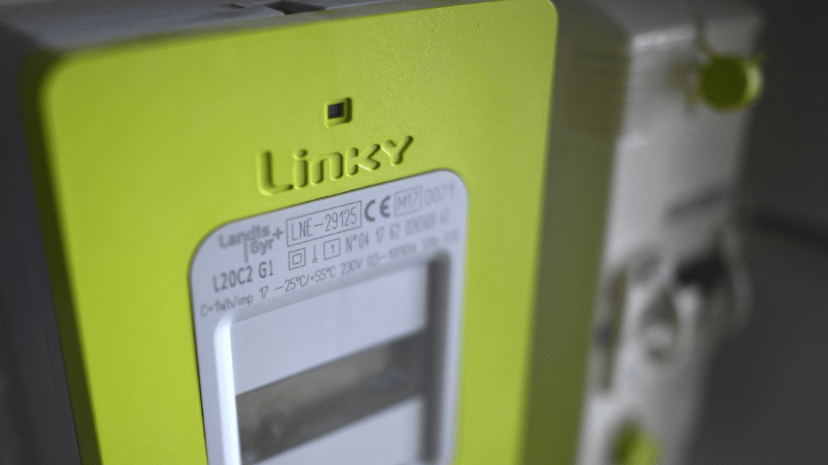Compteurs Linky trafiqués : comment les enquêteurs traquent les pirates de l'électricité